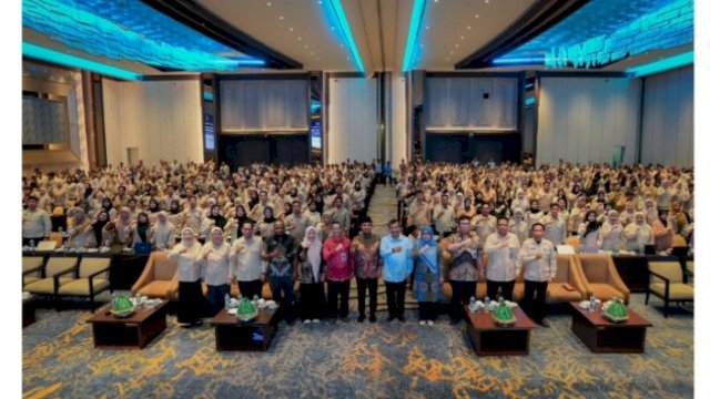 Hadiri Bimtek SPPG, Gubernur Sulsel: Pemenuhan Gizi Harus Bebas Praktik Koruptif