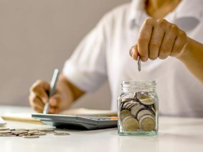 Ubah Resolusi Jadi Aksi: 5 Kebiasaan Kunci Menuju Finansial yang Lebih Stabil