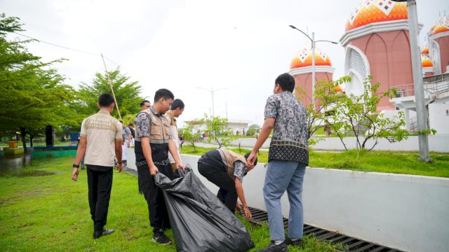 Pemprov Sulsel Mulai Terapkan Gerakan ASRI, Tindak Lanjut Arahan Presiden Prabowo*