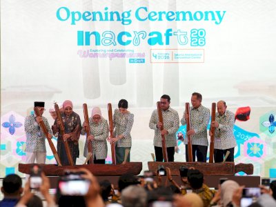 Sulawesi Selatan Tampilkan Kriya Batu Alam dan Wastra Tenun Unggulan di INACRAFT 2026*