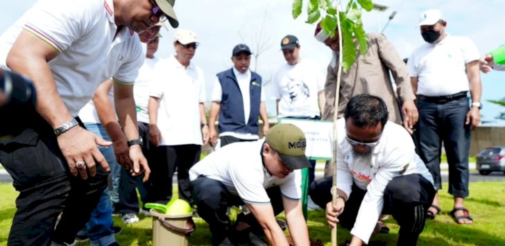 Gubernur Sulsel Implementasikan Gerakan ASRI Lewat Anti Mager dan Korve Bersama Masyarakat