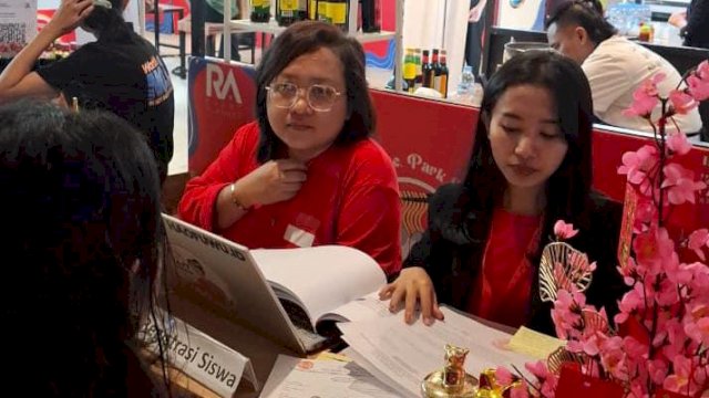 Laidu Lampion Education Sosialisasikan Pentingnya Bahasa Mandarin di Nipah Eats Mee Imlek Culinary Festival 2026