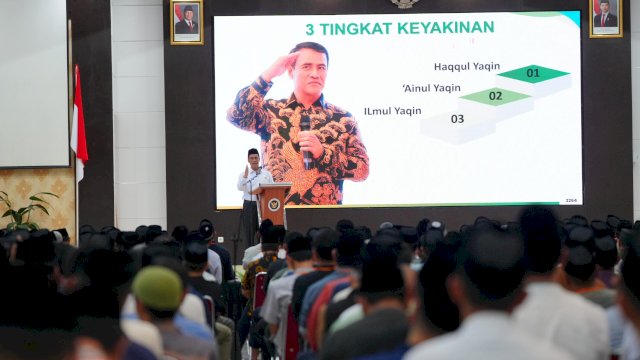 Mentan Andi Amran pada kegiatan ledership camp ramadhan ASN pemprov