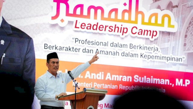 Andi Amran pada Leadership Camp ASN Sulawesi Selatan di Asrama Haji Sulawesi Selatan, Kamis (26/2/2026).