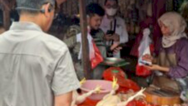 Sidak Pasar Minggu, Kementan Pastikan Harga Ayam di Bulan Ramadan Masih Sesuai Harga Acuan