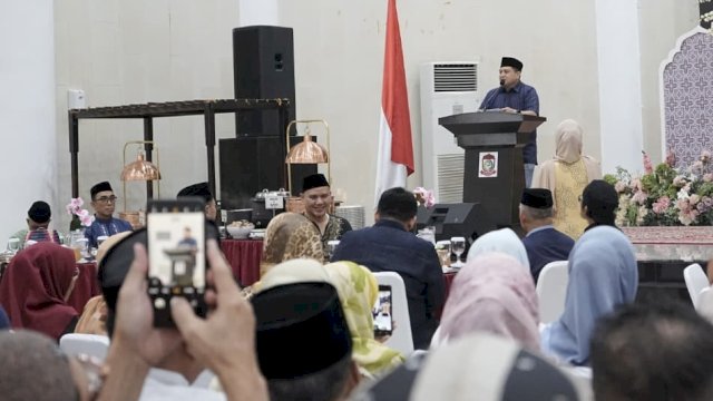 Buka Puasa Bersama Alumni SMADA, Wali Kota Makassar Dorong Kontribusi Majukan Sekolah