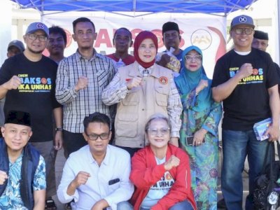 Aliyah Mustika Ilham Serahkan 300 Paket Sembako untuk Petugas Pemakaman