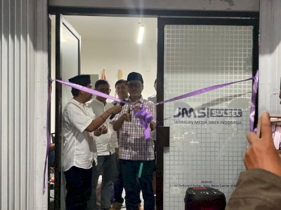 Resmikan Kantor JMSI Sulsel, Kadis Kominfo Sulsel Tekankan Pentingnya Media Bebas Hoaks