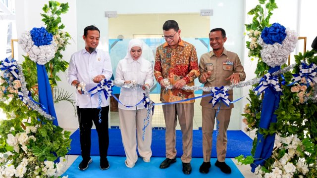 Gubernur Sulsel Hadiri Pengukuhan Loka BPOM Bone, Perkuat Pengawasan Obat dan Makanan di Bosowasi