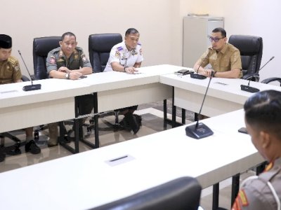 Pimpin Rakor, Sekda Makassar Minta Penertiban Parkir Ruko Diamond Panakkukang Usai Lebaran