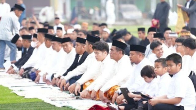 Gubernur Sulsel Andi Sudirman Bersama Mentan Amran Sulaiman 