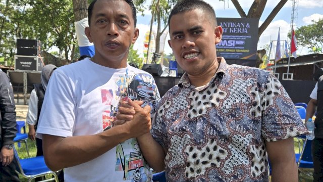 Bupati Sidrap Syahruddin Alrif Bersama Pemuda asal Makassar Foto list.