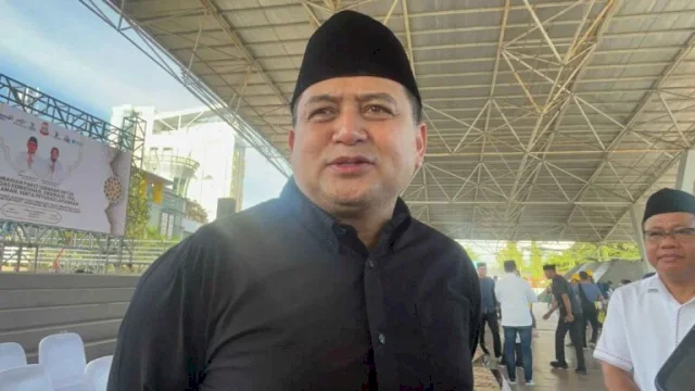 Munafri Arifuddin Walikota Makassar Foto list.