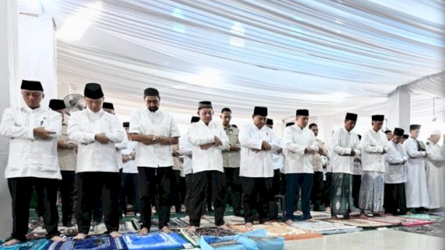 Presiden Prabowo Salat Idulfitri dan Halalbihalal dengan Jemaah Masjid Darussalam Aceh Tamiang