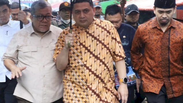 Wali Kota Makassar Dampingi Wamen PKP Tinjau Kawasan Kumuh di Tallo