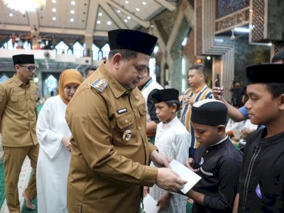 Ramadan Penuh Berkah, Wali Kota Munafri Berbagi Kebahagiaan Bersama Ribuan Anak Yatim