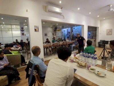 Bukber SulawesiPos di Kedai Ayah UQ Makassar, Hidden Gem Berkonsep Maritim yang Ikonik dengan Menu Khas Ayam Tolak Pinggang