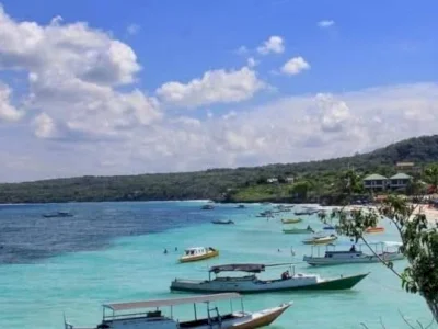 Lonjakan Wisatawan Warnai Libur Lebaran 2026, Destinasi Andalan Bulukumba Dipadati Puluhan Ribu Pengunjung