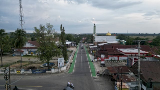 Pemprov Sulsel Tata Ruas Impa-Impa&ndash;Anabanua di Sidrap, Bahu Jalan Hijau Dilengkapi Jalur Sepeda