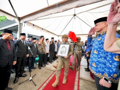 Tangis Iringi Pelepasan Tautoto Tanaranggina, Sekda Sulsel: Kita Saksi Kebaikan Almarhum