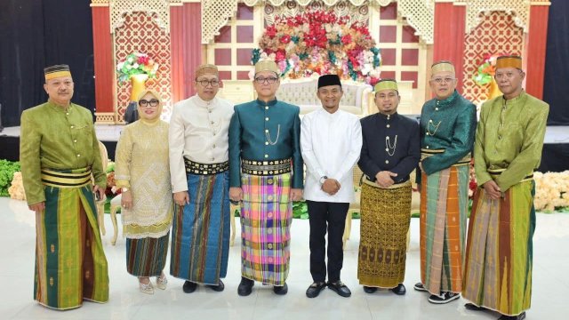 Bupati Bone Hadiri Pernikahan Puteri Aspidsus Kejati Sulteng, Ada Kajati Sulteng hingga Wali Kota Parepare