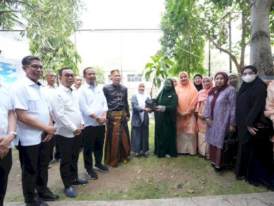 PKK Goes to School di SMA Negeri 1 Soppeng, Salurkan Bibit Tanaman Produktif