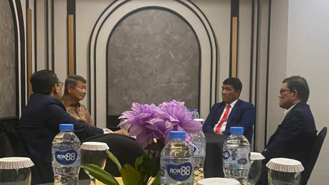 Ketua Umum APPMBGI Abdul Rivai Ras Bersama Penasihat APPMBGI Hashim Djojohadikusumo 