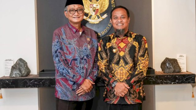 Gubernur Sulawesi Selatan, Andi Sudirman Sulaiman, melakukan audiensi dengan Menteri Pekerjaan Umum (PU) RI, Dody Hanggodo, di Jakarta, Rabu (22/4/2026) guna memperkuat sinergi percepatan pembangunan infrastruktur di Sulsel.