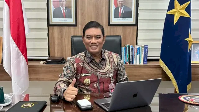 Abdul Rivai Ras Foto list.