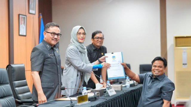 Pemprov Sulsel Hadiri Paripurna DPRD, Laporan Reses Jadi Bahan Perencanaan