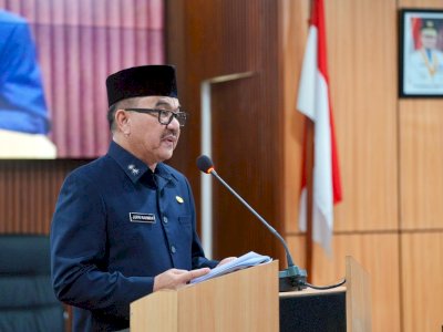 Sekda Sulsel Sampaikan Dua Ranperda Strategis di Rapat Paripurna DPRD