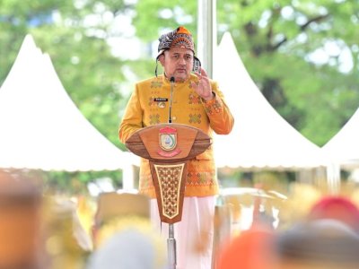 Kado Hardiknas untuk Warga Makassar, Munafri Tambah Insentif Guru hingga Fasilitas Siswa di Sekolah