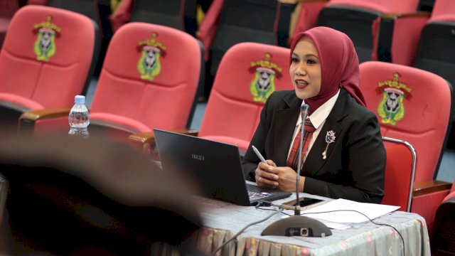 Teliti Network Governance Pengembangan Ekonomi Kreatif, Sri Asmidar Asmiddin Raih Gelar Doktor di UNHAS