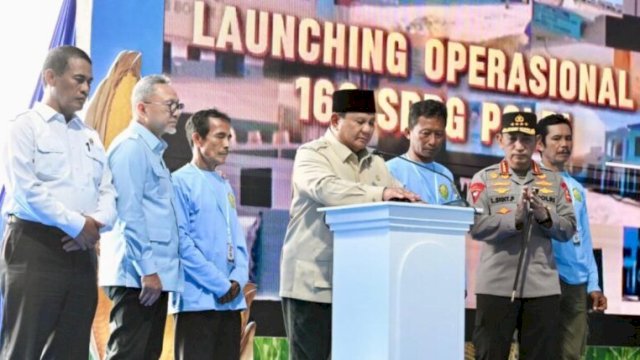Di Depan Menteri dan Pejabat, Prabowo Puji Amran Sukses Jawab Tantangan Swasembada Pangan dalam Setahun