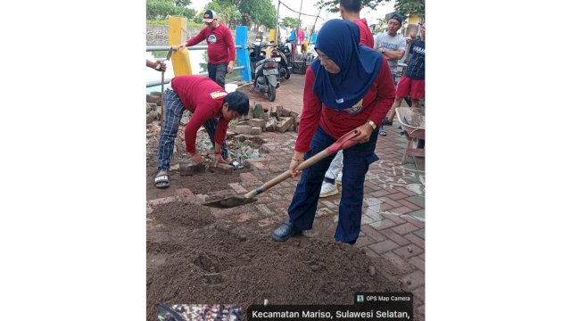 ​Sinergi Tanpa Batas: Perangkat RT/RW Se-Kelurahan Bontorannu Gelar Kerja Bakti Perbaiki Fasilitas Umum