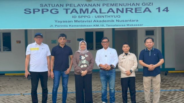 Ketua Umum APPMBGI Abdul Rivai Ras Bersama ketua DPD I APPMBGI Sry Wulandari Foto list.