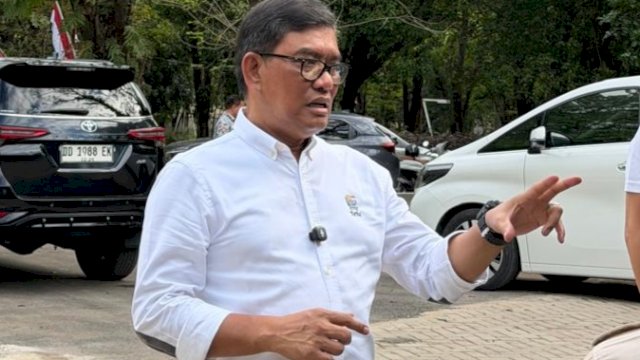 Ketua Umum APPMBGI Abdul Rivai Ras Foto list.