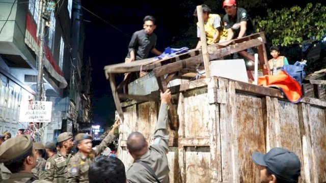 Pasar Tumpah Veteran Utara Steril, 308 Pedagang Direlokasi ke Terminal Malengkeri