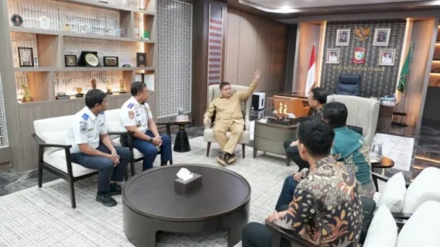Wali Kota Makassar Munafri Arifuddin menerima audiensi jajaran PT Sinar Jaya Megah Langgeng di Balai Kota Makassar, Senin (18/5/2026). (Foto: Istimewa)