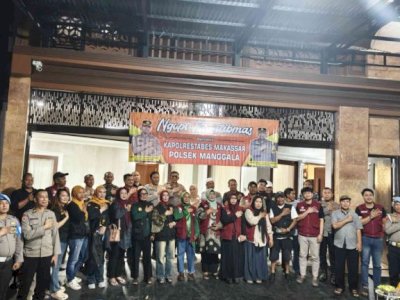 Ngopi Kamtibmas di Borong, Wakapolrestabes Makassar Serap Aspirasi Warga soal Begal hingga Narkoba