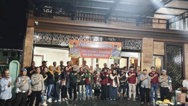 Ngopi Kamtibmas di Borong, Wakapolrestabes Makassar Serap Aspirasi Warga soal Begal hingga Narkoba