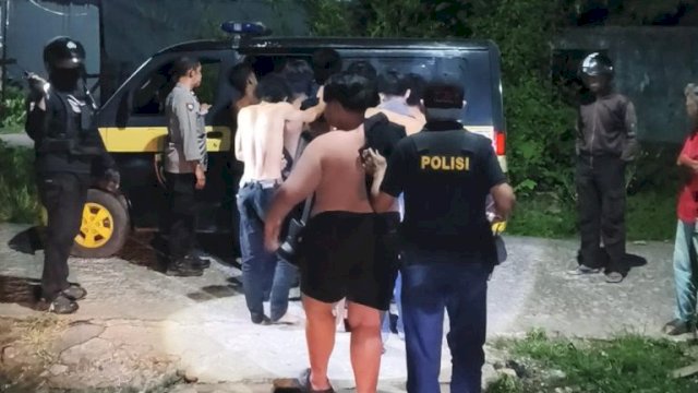 Pesta Ballo hingga Dini Hari Dibubarkan, 13 Remaja Digelandang ke Polsek Manggala