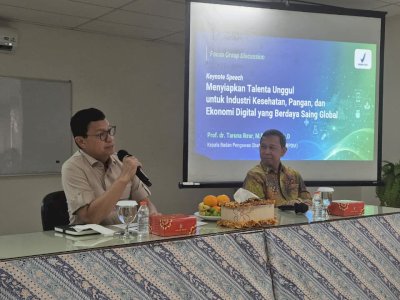 Bukan Sekadar Kuliah Umum, Kehadiran Taruna Ikrar Menyalakan Semangat Inovasi Generasi Muda Surabaya