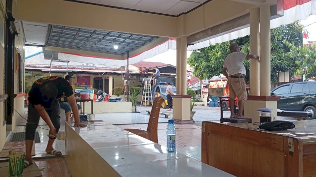Sambut HUT Bhayangkara ke-80, Polsek Manggala Percantik Mako dan Perkuat Sinergi dengan Masyarakat