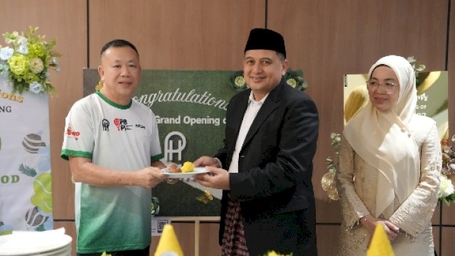 Dukung Investasi Olahraga, Wali Kota Makassar Resmikan PadelHood