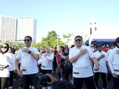 Appi Lepas Jalan Sehat Hari Bhayangkara ke-80, Perkuat Sinergi Polri dan Masyarakat
