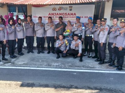 Sambut Hari Bhayangkara ke-80, Polrestabes Makassar Anjangsana ke Kediaman Purnawirawan