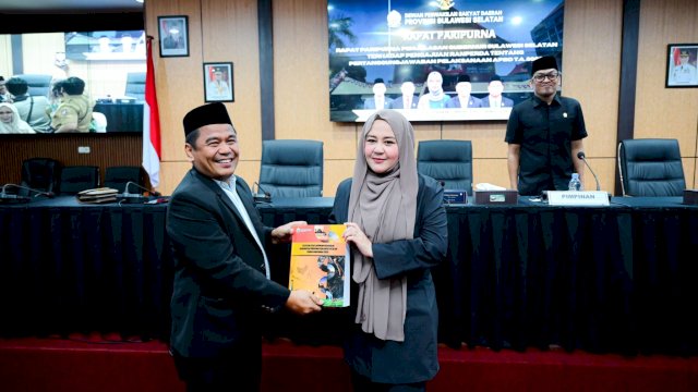 Pemprov Sulsel Sampaikan Ranperda Pertanggungjawaban APBD 2025, Raih WTP 5 Kali Berturut-turut