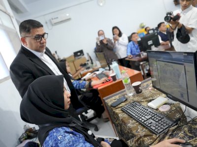 Wali Kota Makassar Pantau Verifikasi SPMB 2026, Tegaskan Tak Ada Ruang untuk Calo dan Titipan