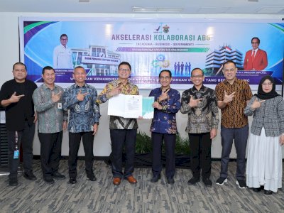 Taruna Ikrar Percepat Hilirisasi Inovasi, BPOM Loloskan 15 Produk Unhas ke Pasar Nasional